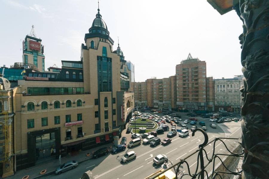 Apartment Arena City Loft Kiev Ngoại thất bức ảnh